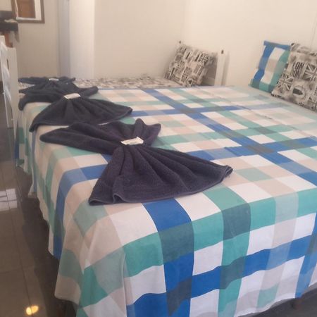 Paul'S Kitchenettes Da Praia & Nemo Dive, Centro De Mergulho サンタ・クルース・カブラーリア 部屋 写真