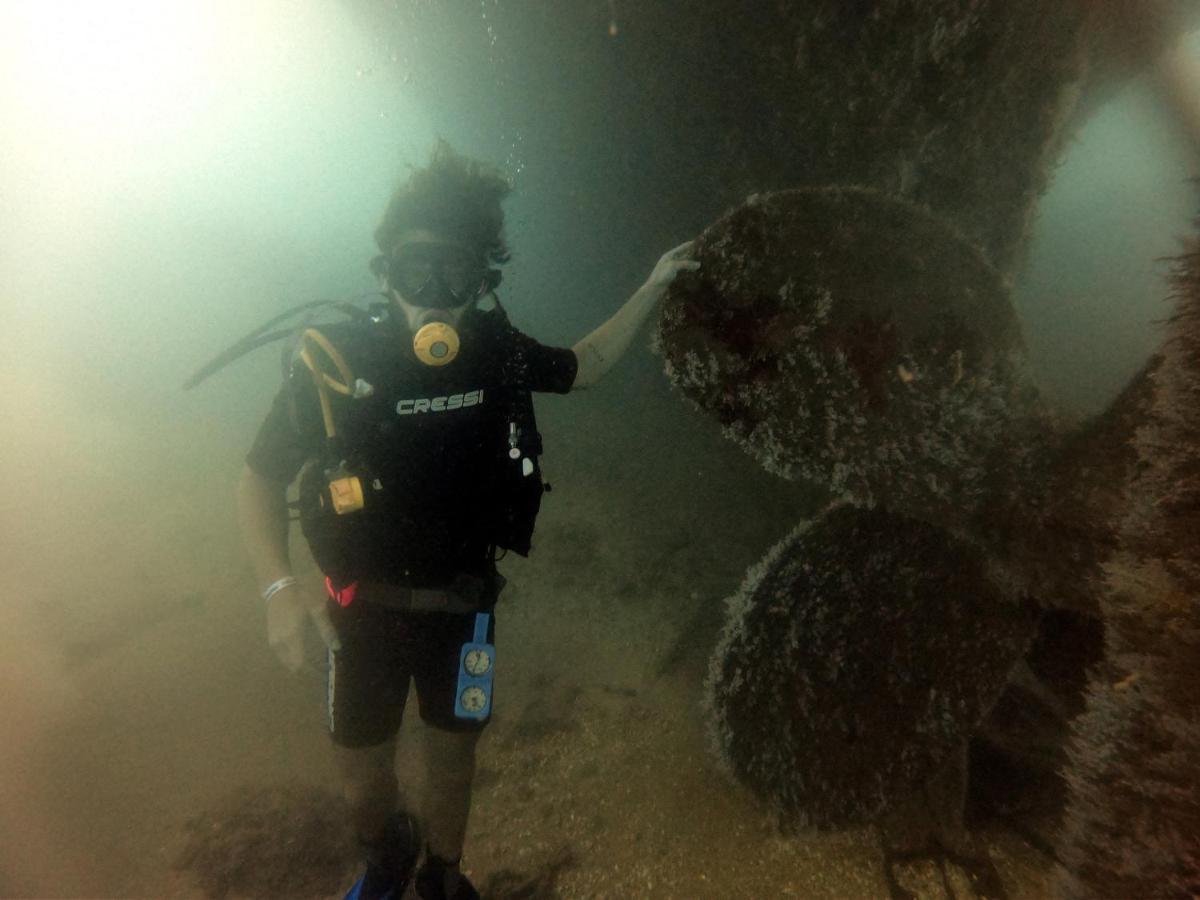 Paul'S Kitchenettes Da Praia & Nemo Dive, Centro De Mergulho サンタ・クルース・カブラーリア エクステリア 写真