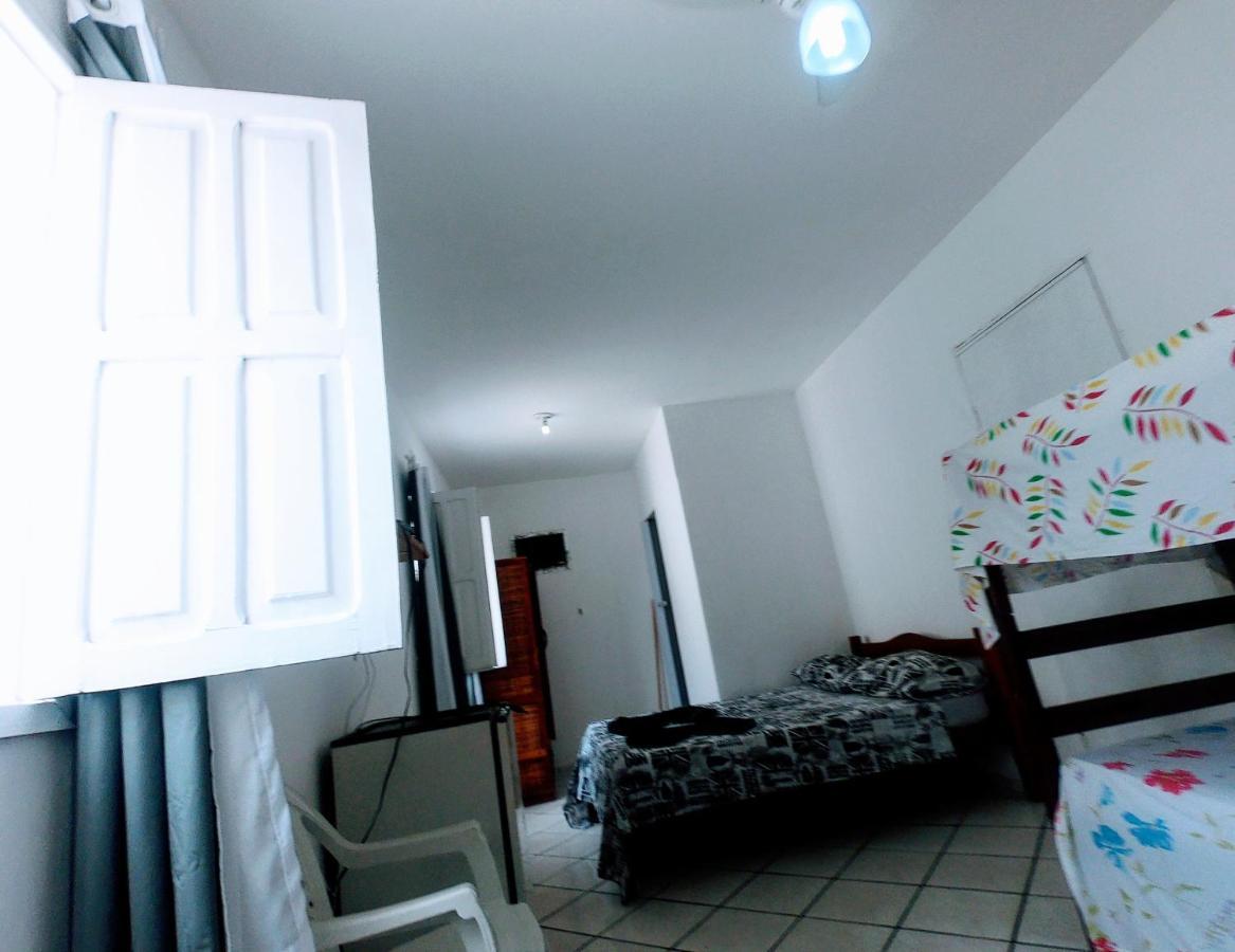 Paul'S Kitchenettes Da Praia & Nemo Dive, Centro De Mergulho サンタ・クルース・カブラーリア エクステリア 写真
